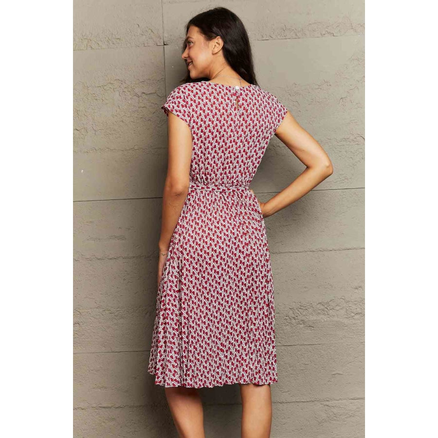 Round Neck Tie Waist Dress Cerise / S