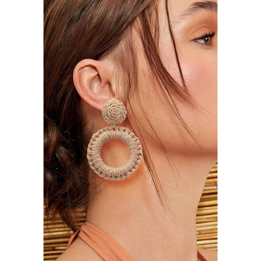 Round Shape Raffia Grass Dangle Earrings