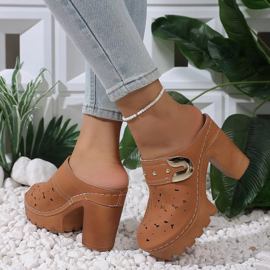 Round Toe Block Heels Sandals Apparel and Accessories