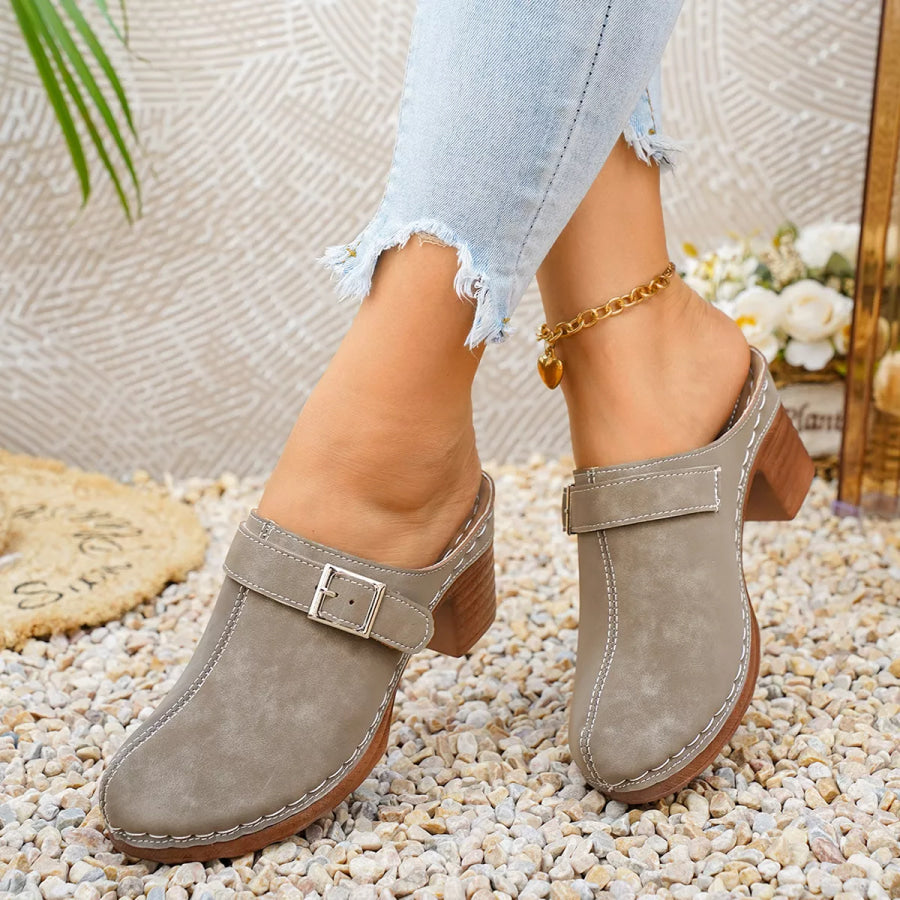 Round Toe Block Heels Sandals Apparel and Accessories