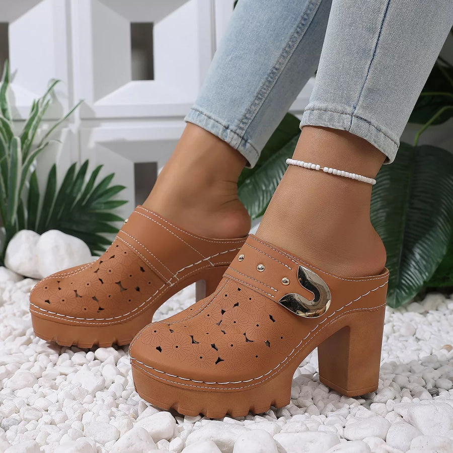Round Toe Block Heels Sandals Apparel and Accessories
