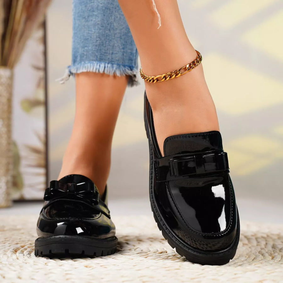 Round Toe Bow Loafers Apparel and Accessories