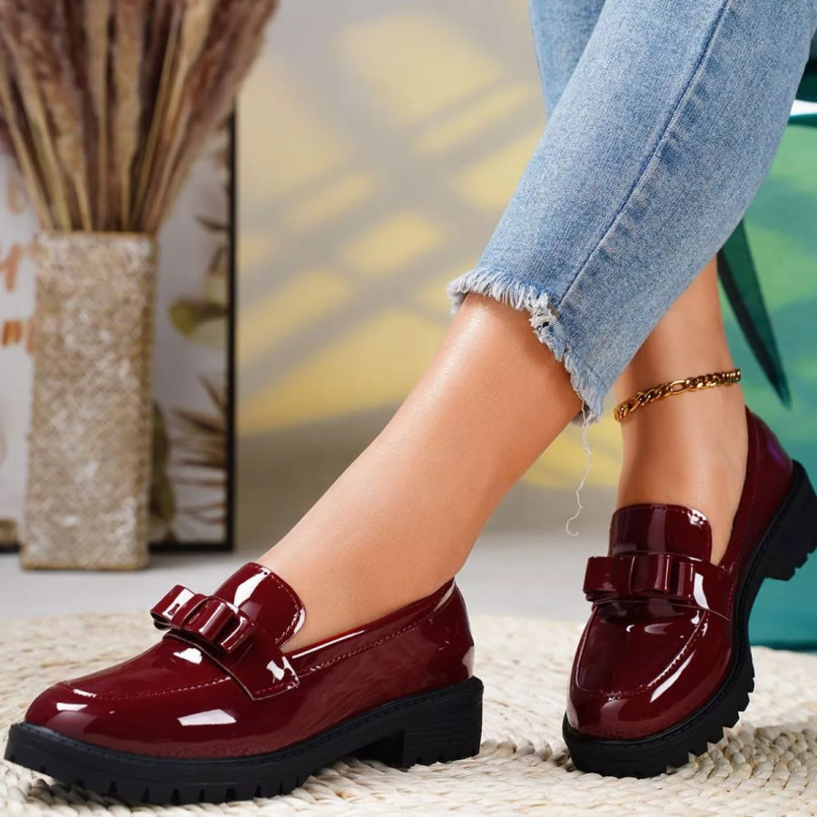 Round Toe Bow Loafers Apparel and Accessories