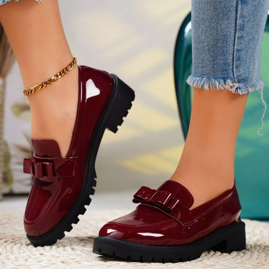 Round Toe Bow Loafers Apparel and Accessories