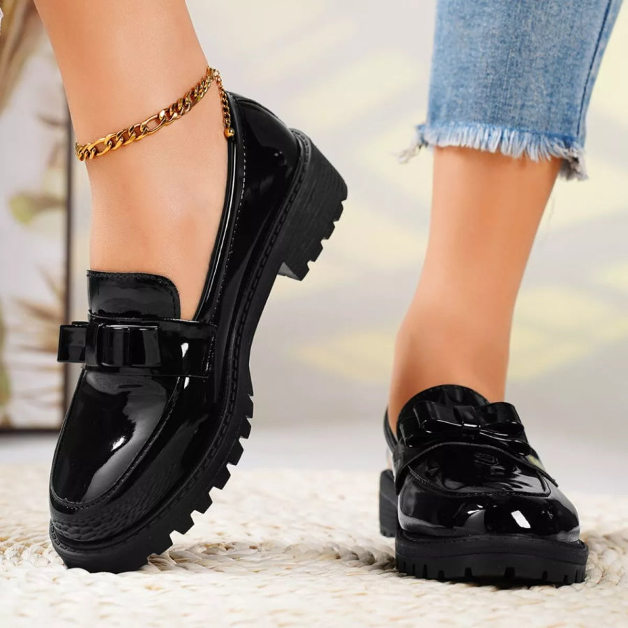 Round Toe Bow Loafers Apparel and Accessories