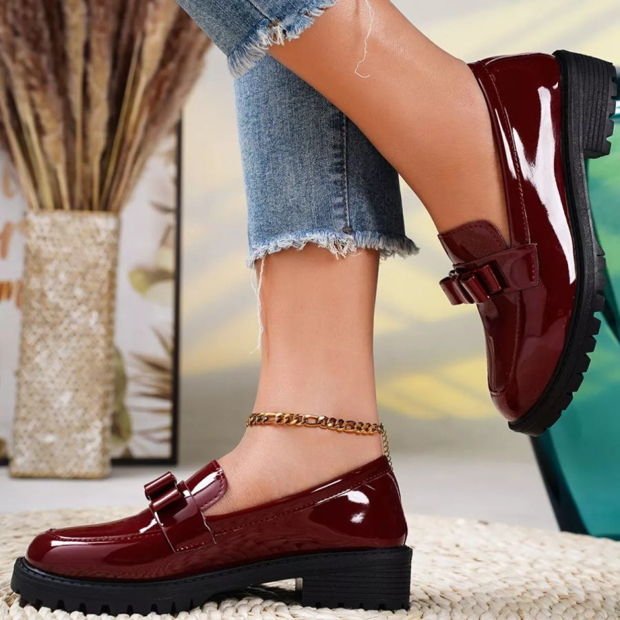 Round Toe Bow Loafers Apparel and Accessories