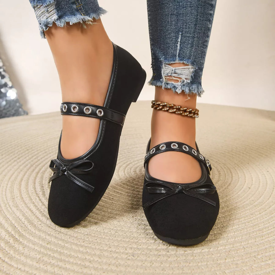 Round Toe Bow Slip-Ons Apparel and Accessories
