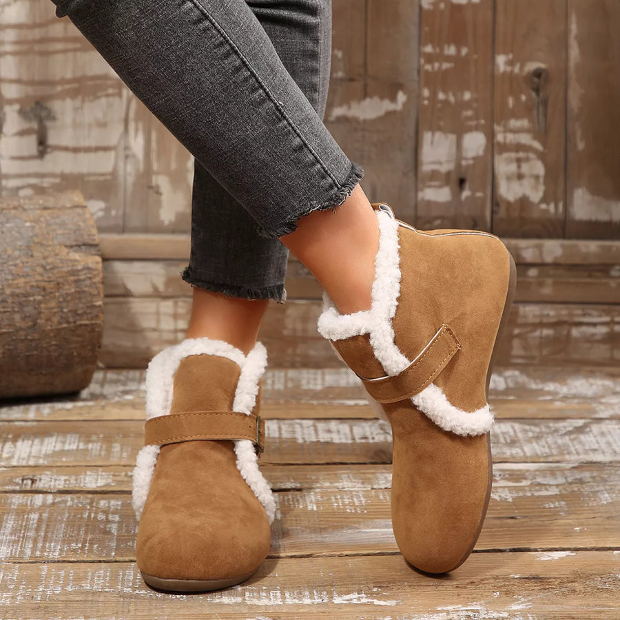 Round Toe Flats Boots Apparel and Accessories
