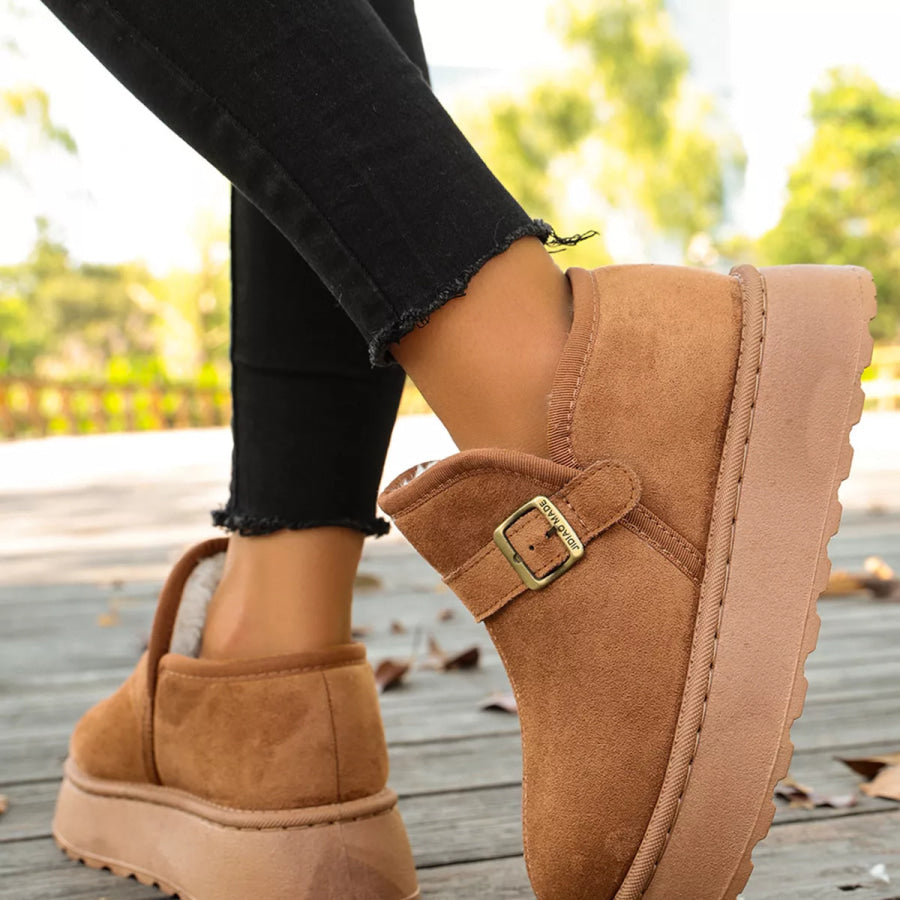 Round Toe Platform Boots Apparel and Accessories