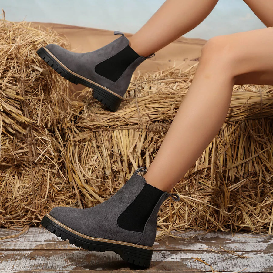 Round Toe Platform Boots Apparel and Accessories