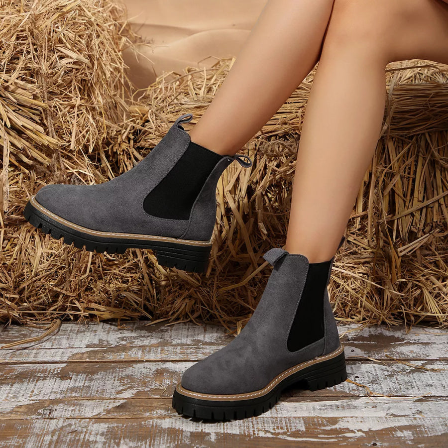 Round Toe Platform Boots Apparel and Accessories