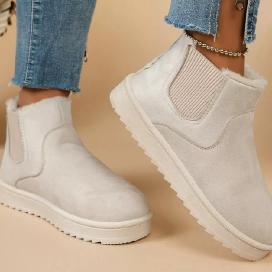 Round Toe Platform Boots Apparel and Accessories