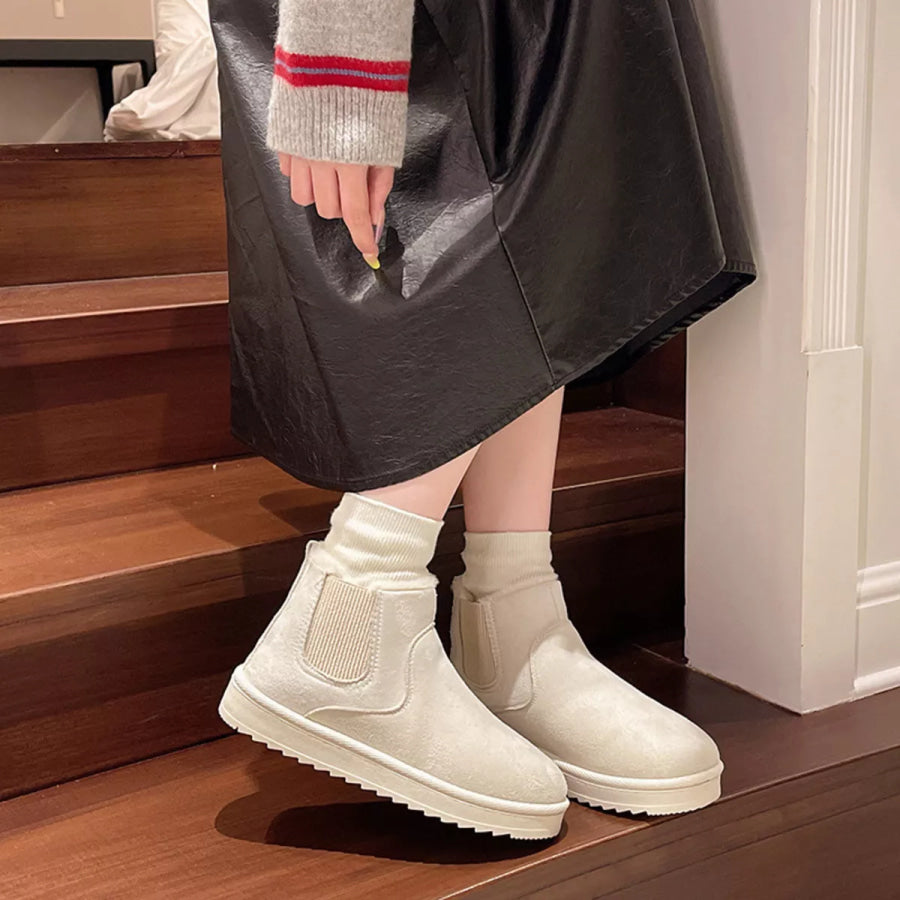 Round Toe Platform Boots Apparel and Accessories