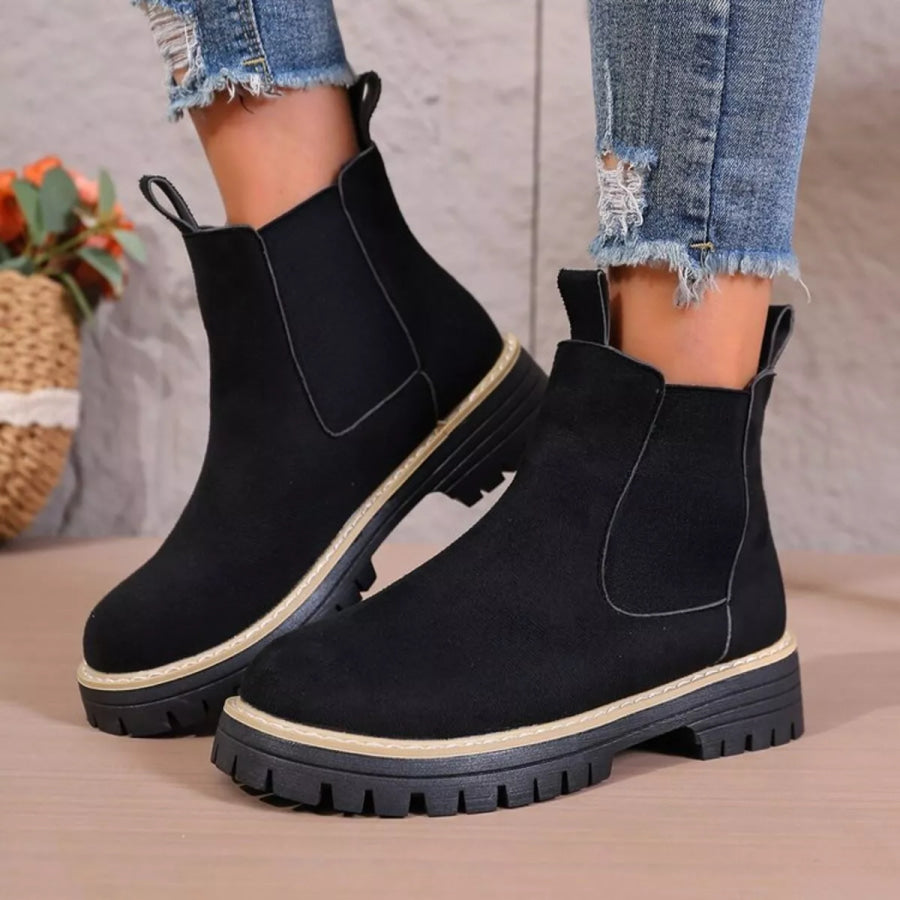 Round Toe Platform Boots Black / 36 Apparel and Accessories