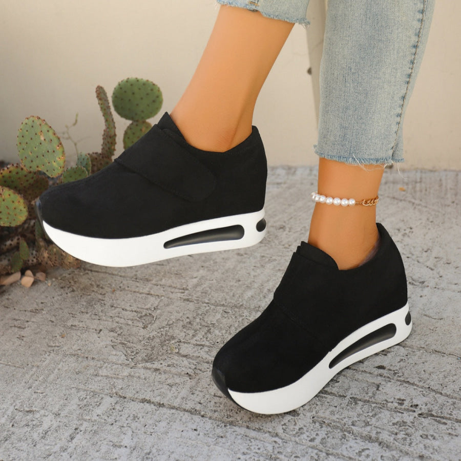 Round Toe Platform Sneakers Black / 35 Apparel and Accessories