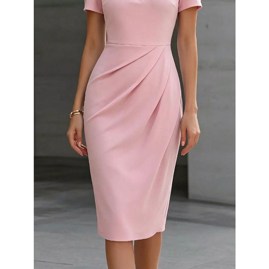 Ruched Short Sleeve Midi Dress Apparel and Accessories