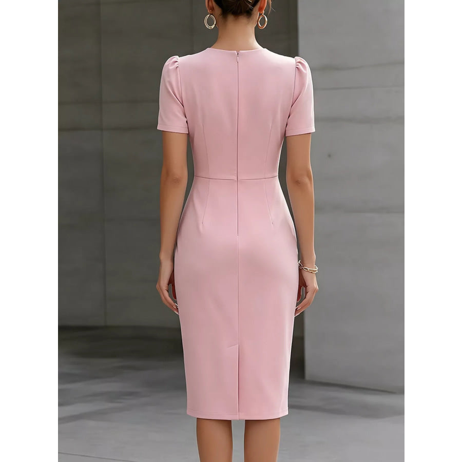Ruched Short Sleeve Midi Dress Apparel and Accessories