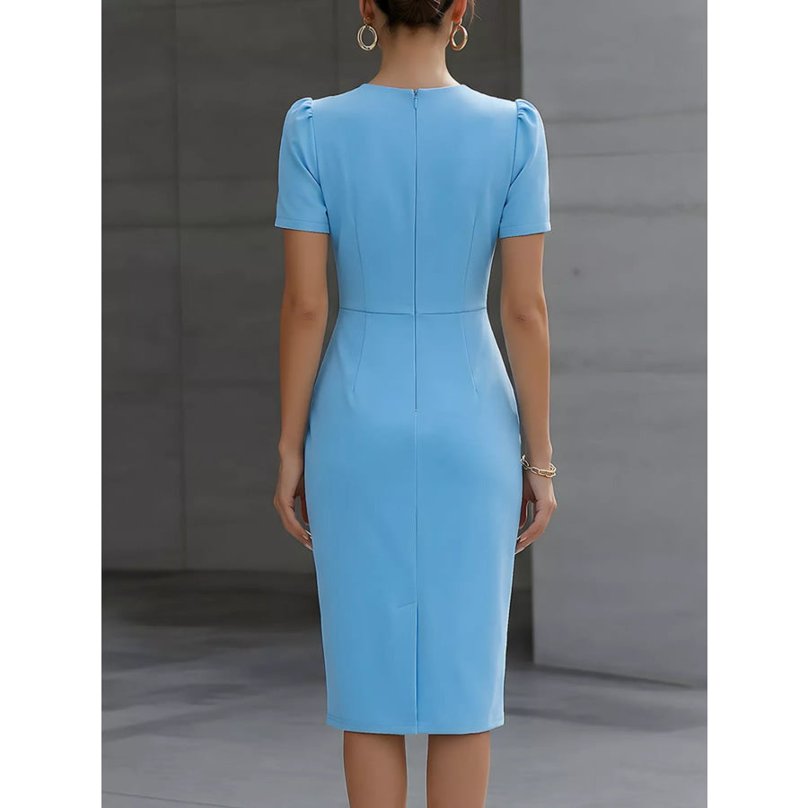 Ruched Short Sleeve Midi Dress Apparel and Accessories