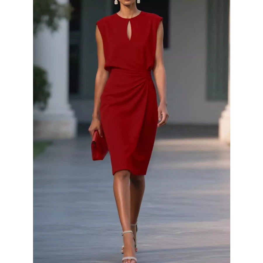Ruched Waist Sleeveless Dress Burgundy / S Apparel and Accessories