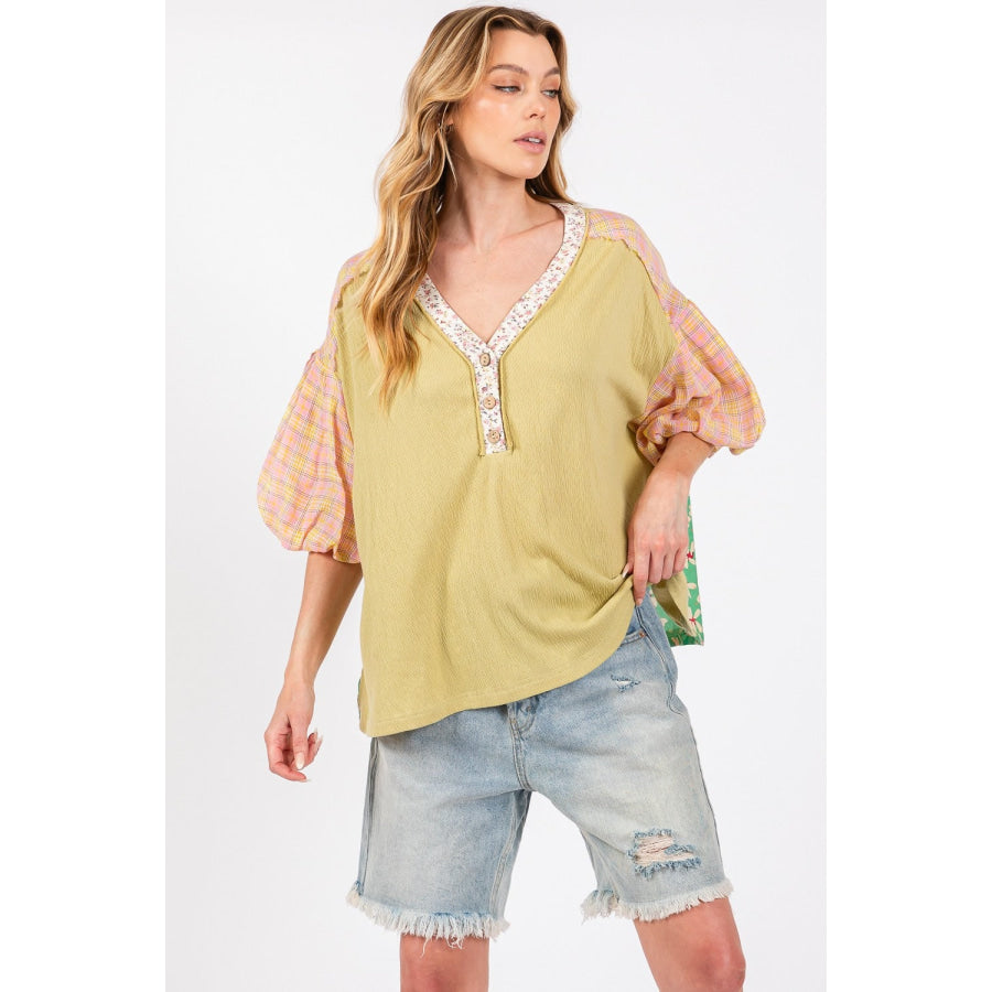 SAGE + FIG Color Block Bubble Sleeve Top Apparel and Accessories