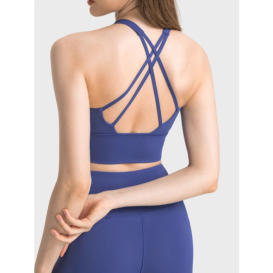 Scoop Neck Crisscross Straps Sports Bra