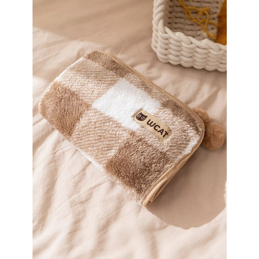 Sherpa Pet Blanket Camel / S Apparel and Accessories