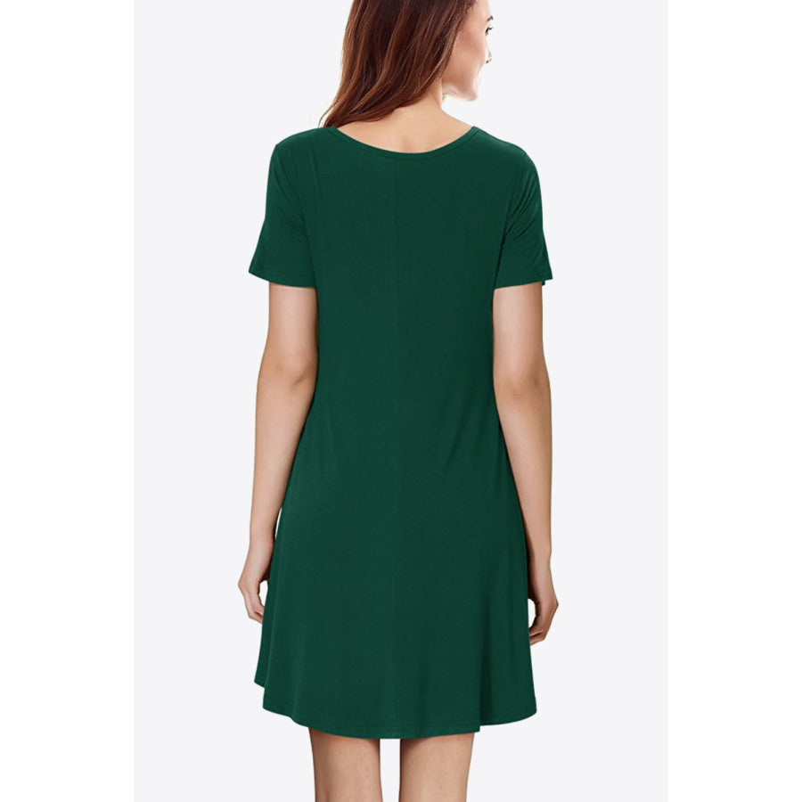 Short Sleeve V-Neck Knee-Length Dress Black Forest / S