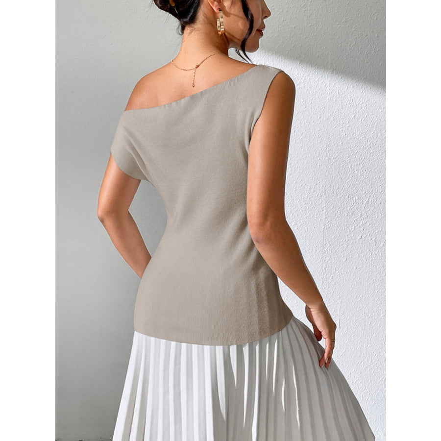 Single Shoulder Short Sleeve Knit Top Apparel and Accessories