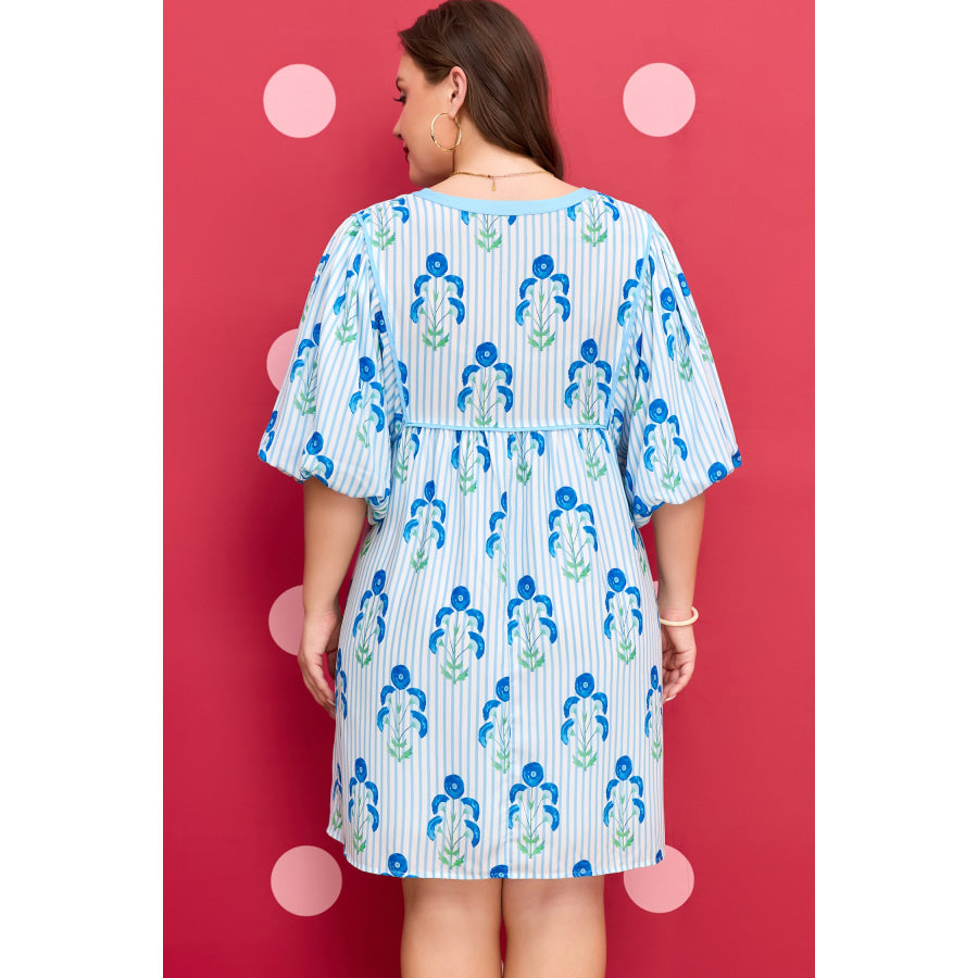 Sky Blue Floral Striped Bubble Short Sleeve Plus Size Dress Plus Size/Plus Size Dresses/Plus Size Mini Dresses