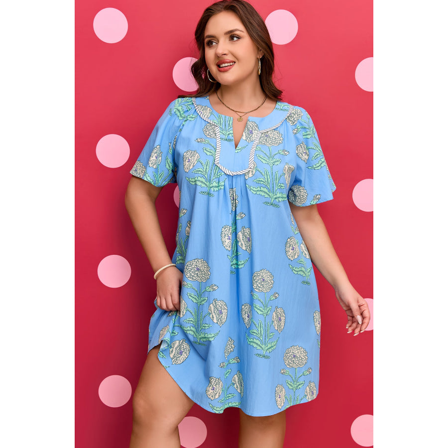 Sky Blue Plus Periwinkle Floral Printed Short Sleeve Striped Trim Split Neck Mini Dress Plus Size/Plus Size Dresses/Plus Size Mini Dresses