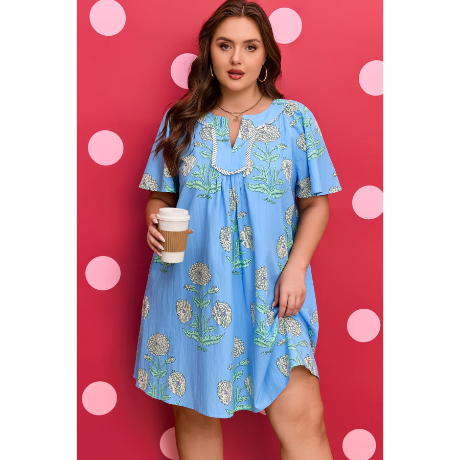 Sky Blue Plus Periwinkle Floral Printed Short Sleeve Striped Trim Split Neck Mini Dress Plus Size/Plus Size Dresses/Plus Size Mini Dresses