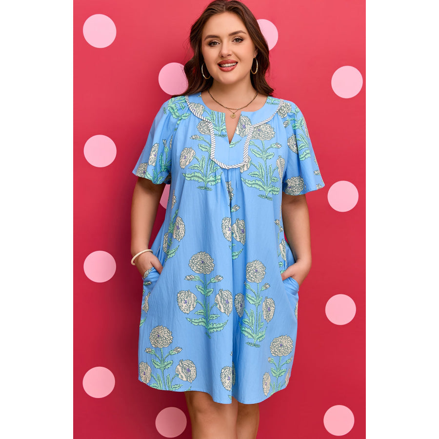 Sky Blue Plus Periwinkle Floral Printed Short Sleeve Striped Trim Split Neck Mini Dress Plus Size/Plus Size Dresses/Plus Size Mini Dresses