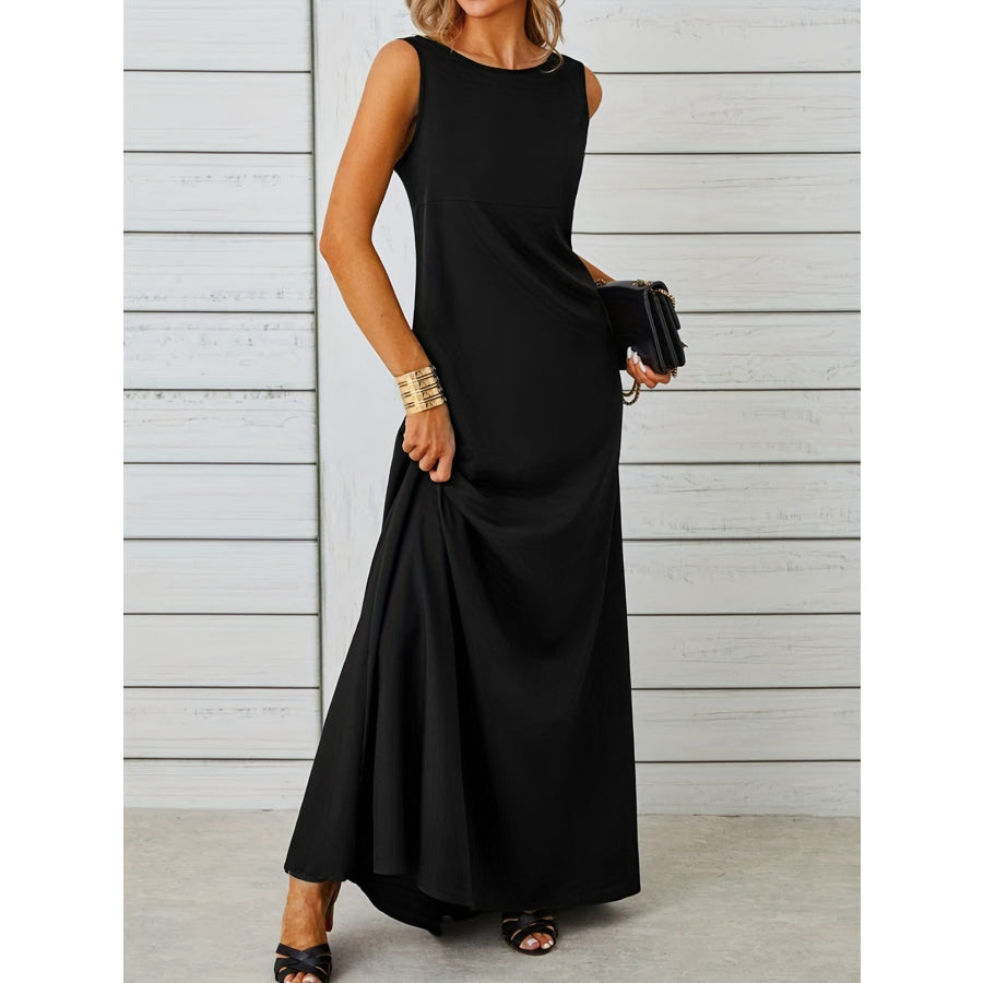 Sleeveless Flowy Maxi Dress Black / S Apparel and Accessories