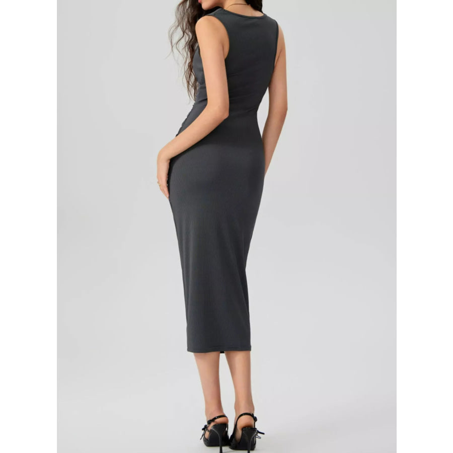 Sleeveless Ruched Bodycon Midi Dress Apparel and Accessories