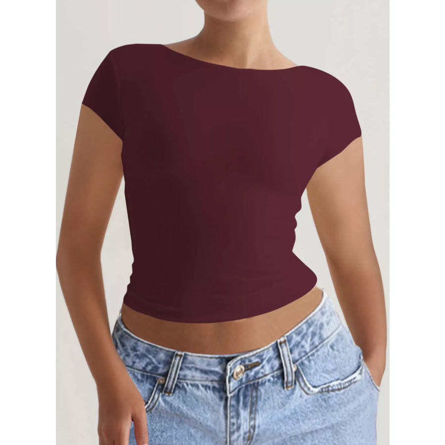 Slim-Fit Backless T-Shirt Burgundy / S Apparel and Accessories