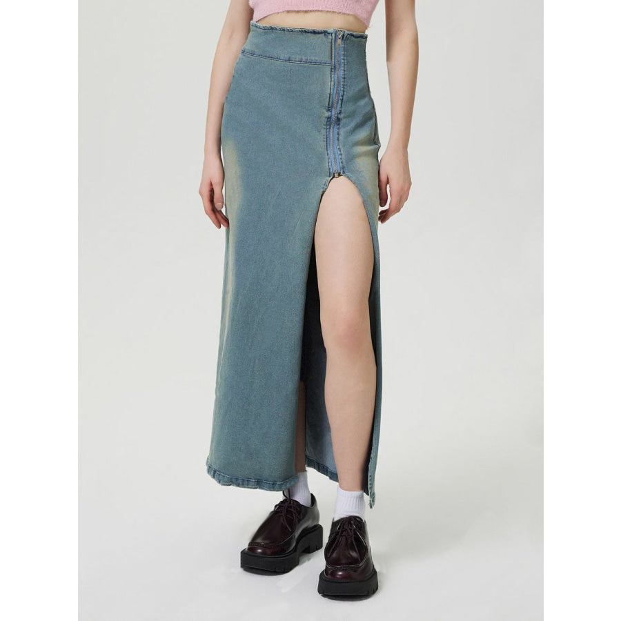 Slit Denim Skirt with Zip Medium / S Apparel and Accessories