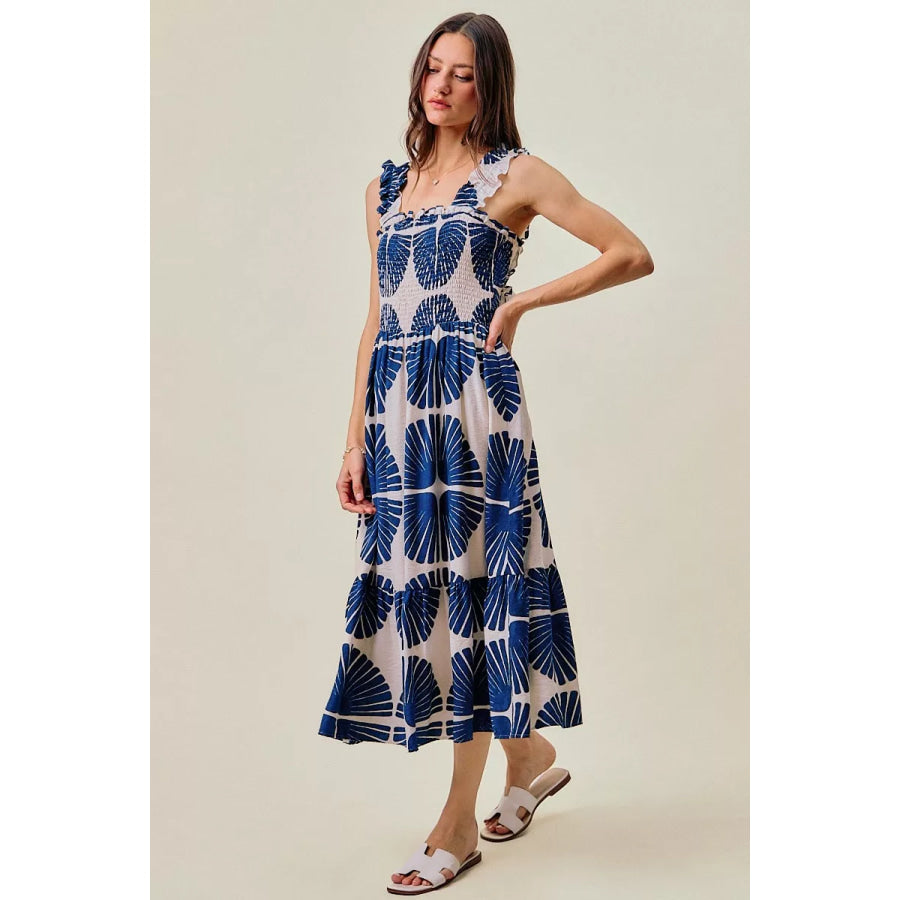 SO ME Abstract Print Smocked Bodice Tiered Lined Midi Dress Apparel and Accessories