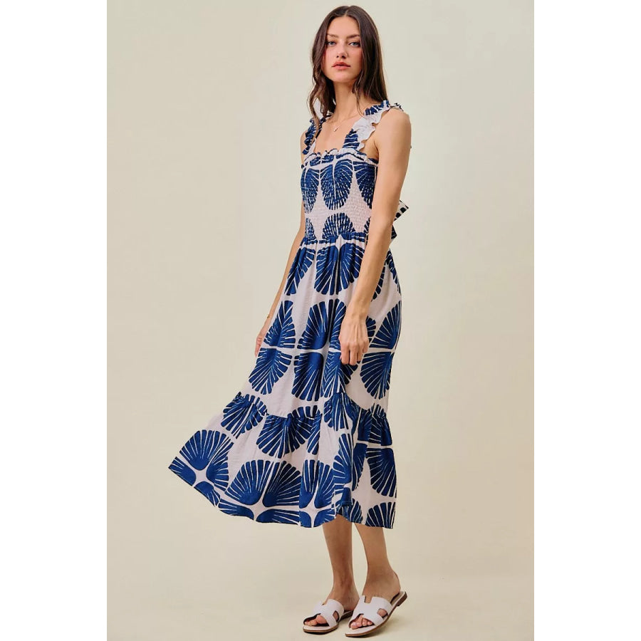 SO ME Abstract Print Smocked Bodice Tiered Lined Midi Dress Apparel and Accessories