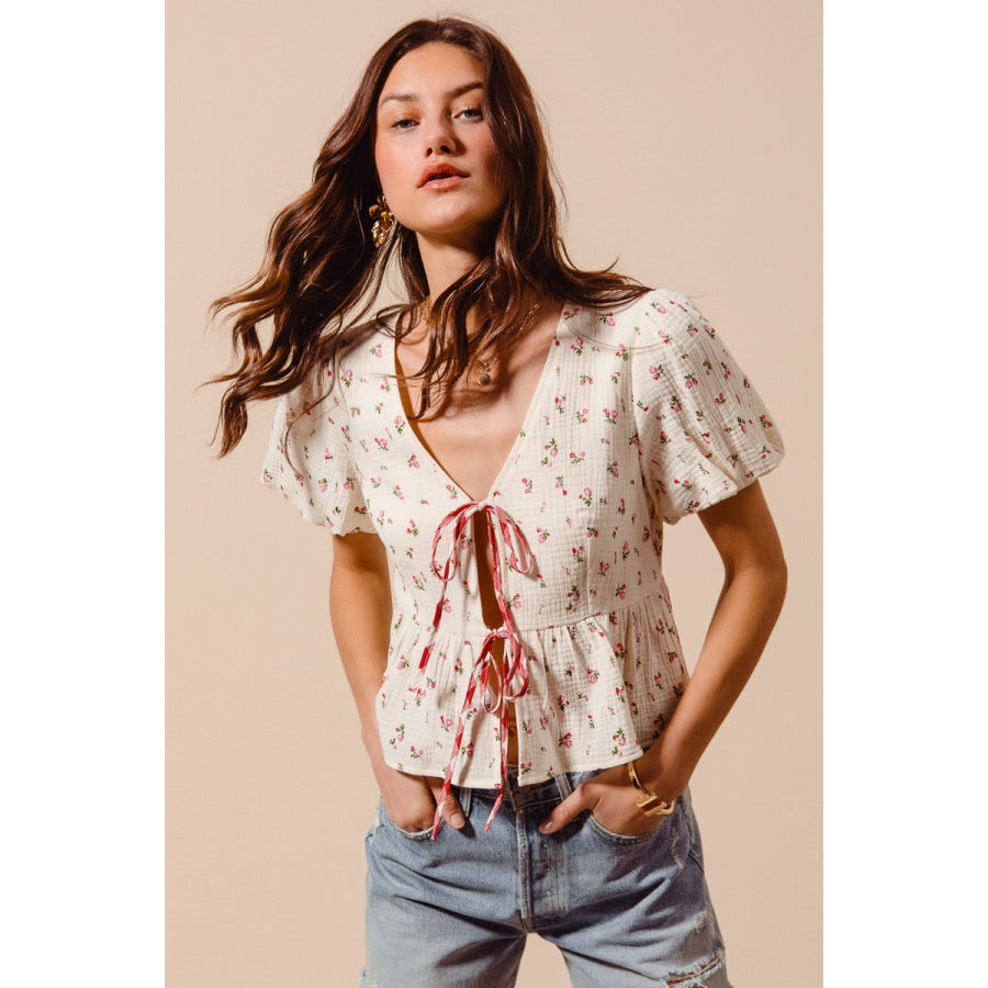 SO ME Ditsy Floral Print Gauze Tie-Front Blouse IVORY/RED CHECK / S Apparel and Accessories
