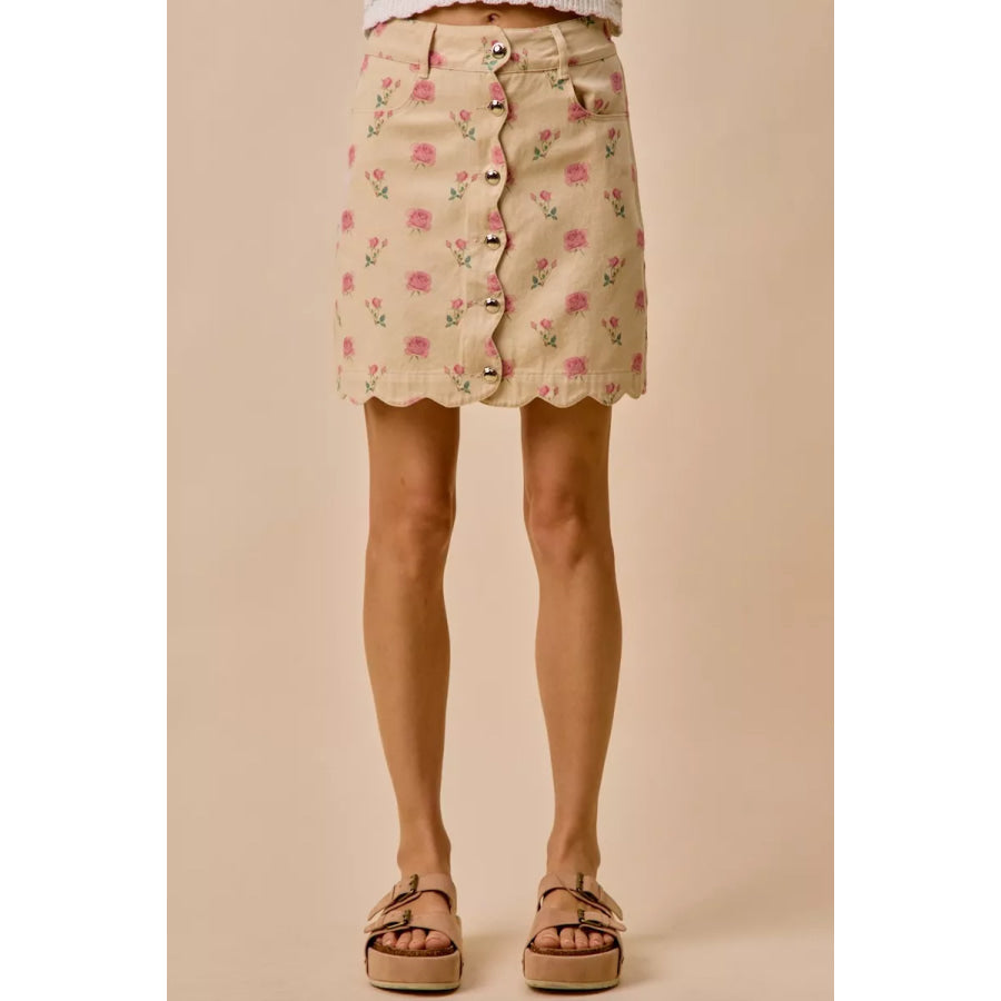SO ME Floral Rose Print Cotton Twill Scallop Mini Skirt Apparel and Accessories