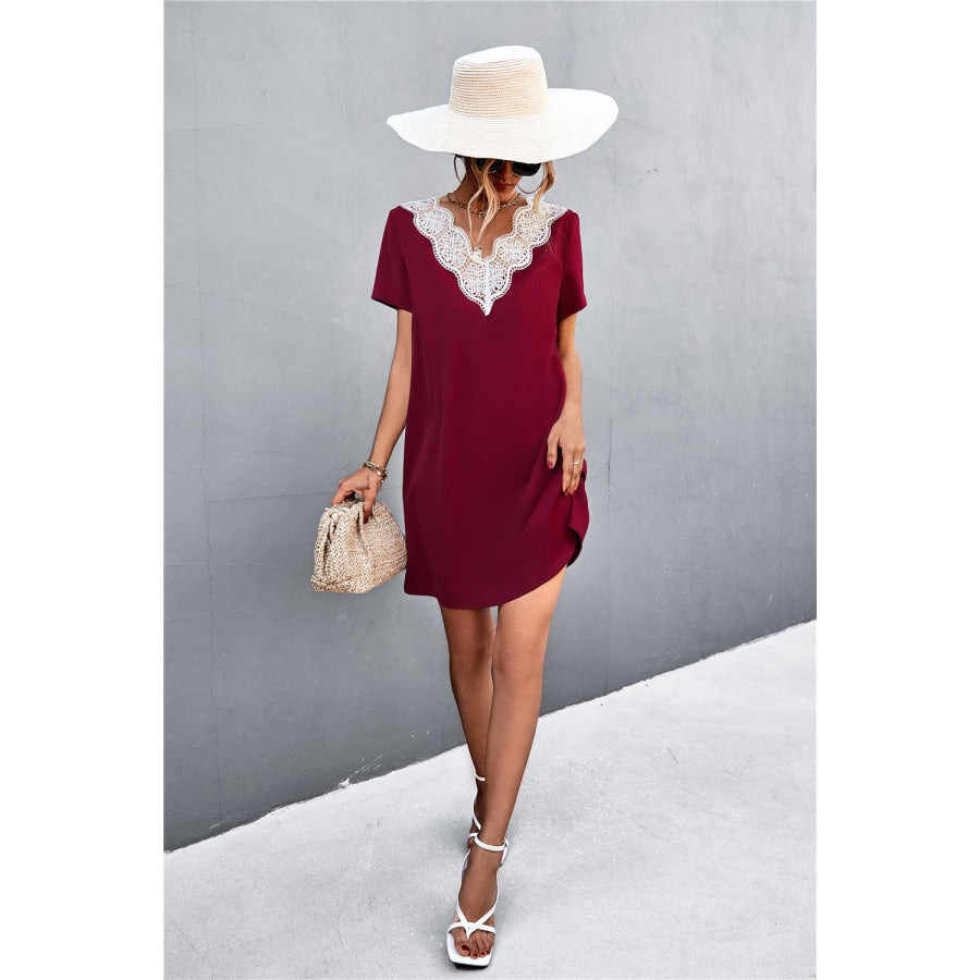 Spliced Lace Contrast Short Sleeve Dress