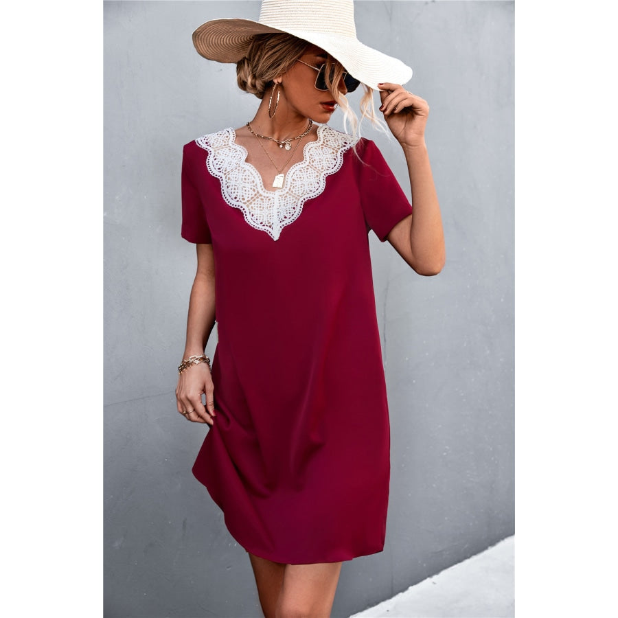 Spliced Lace Contrast Short Sleeve Dress Wine / S