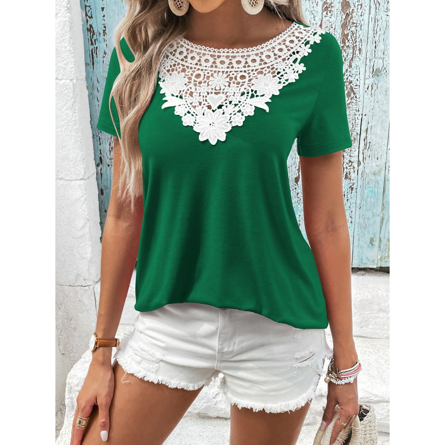 Spliced Lace Contrast Short Sleeve Top