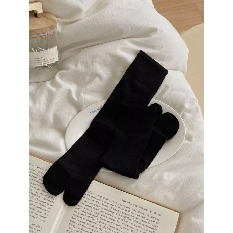 Split-Toe Tabi Socks Black / One Size Apparel and Accessories