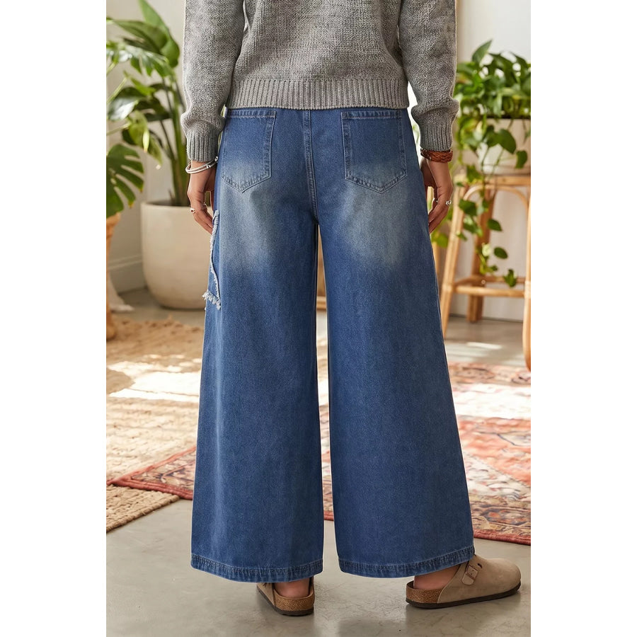 Star Decorated Wide Leg Jeans Medium / 4 Apparel and Accessories