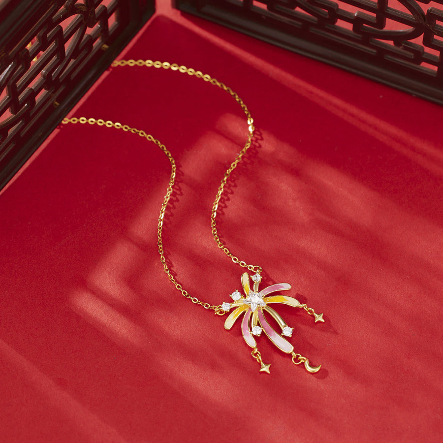 Starburst Pendant Necklace Gold / One Size Apparel and Accessories