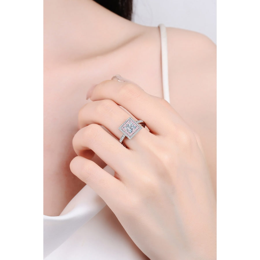 Stay Elegant 1 Carat Moissanite Ring