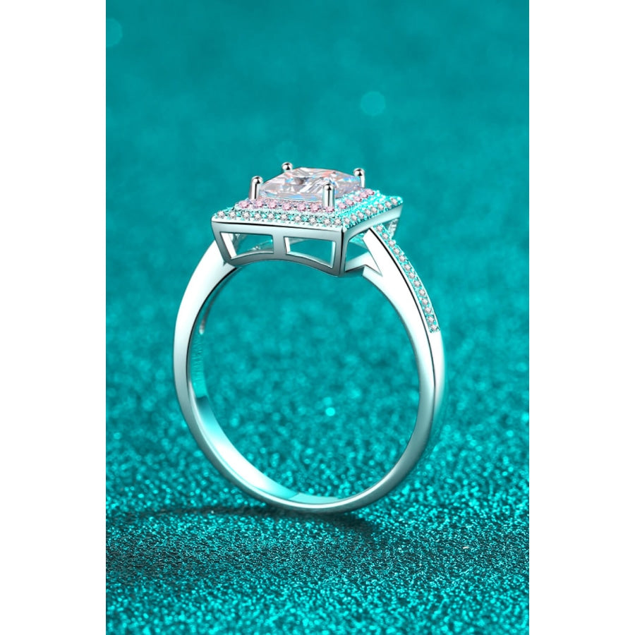 Stay Elegant 1 Carat Moissanite Ring