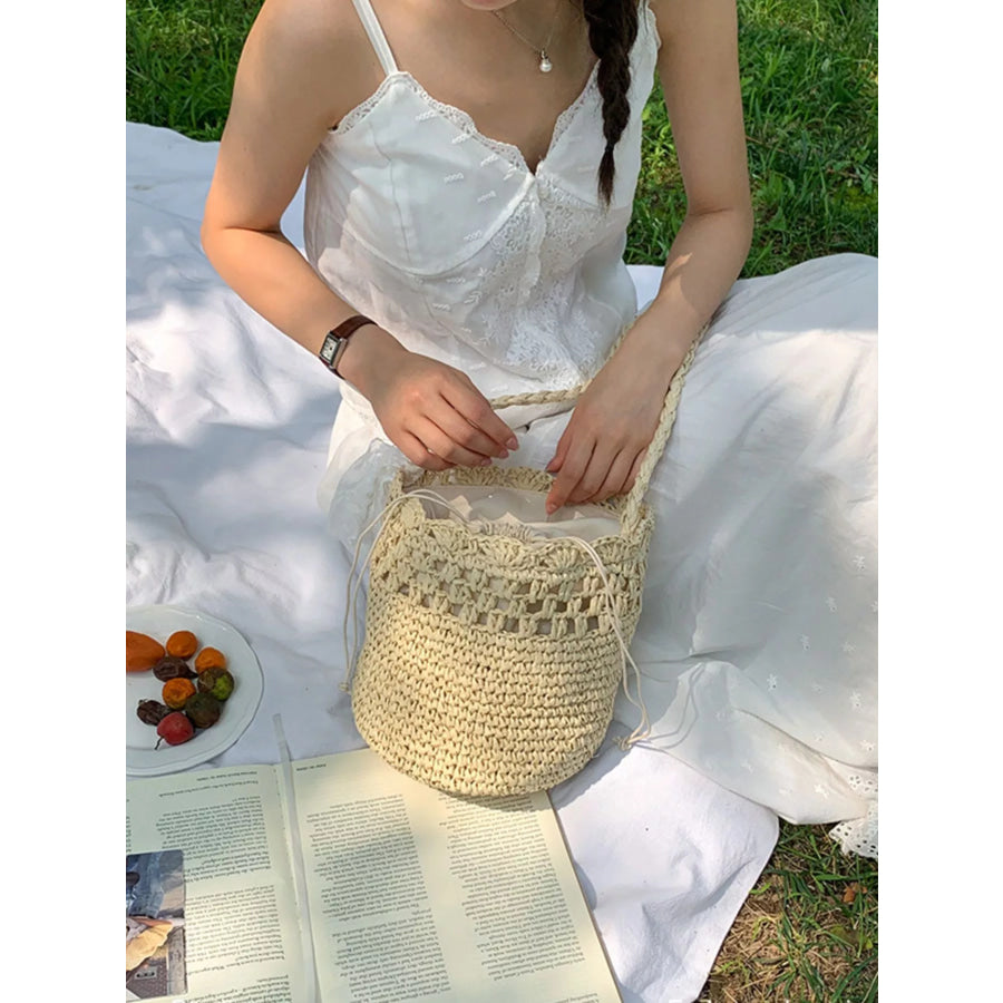 Straw Woven Shoulder Bag Off-white / One Size Apparel and Accessories