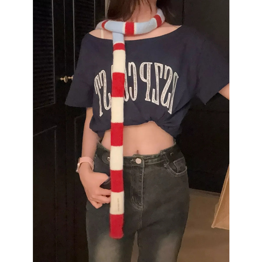 Striped Knitted Warm Scarf Red / ONESIZE Apparel and Accessories